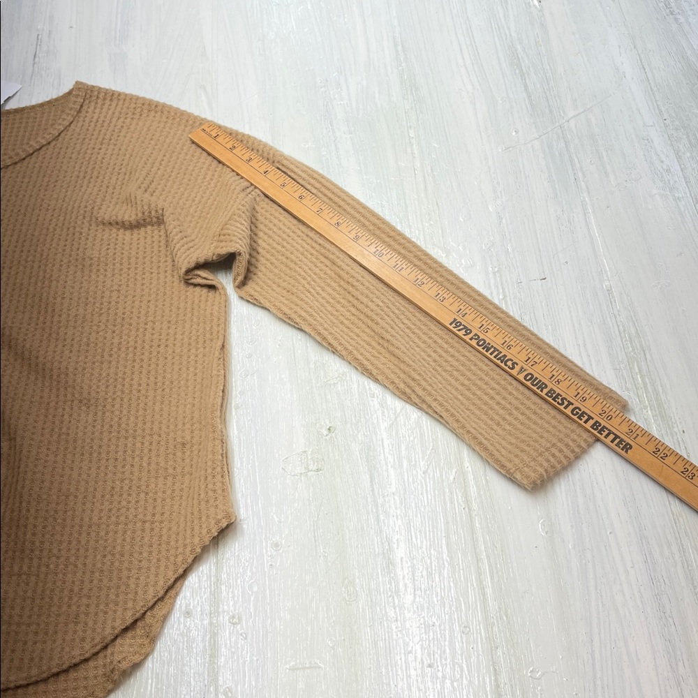 Final Touch Brushed Waffle Texture Knit Top in Carmal Sz M - Picture 7 of 10